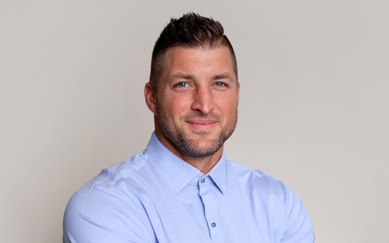 Tim Tebow Net Worth, Bio, Wiki, Education, Age, Height, Family, Personal life, Career, Wife And More